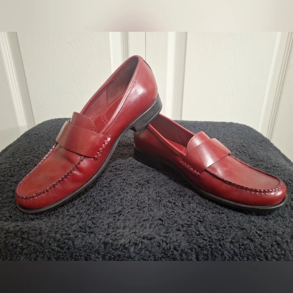 G.H. Bass & Co. "Cecilia" Red Leather Loafers - 8 - Picture 1 of 10